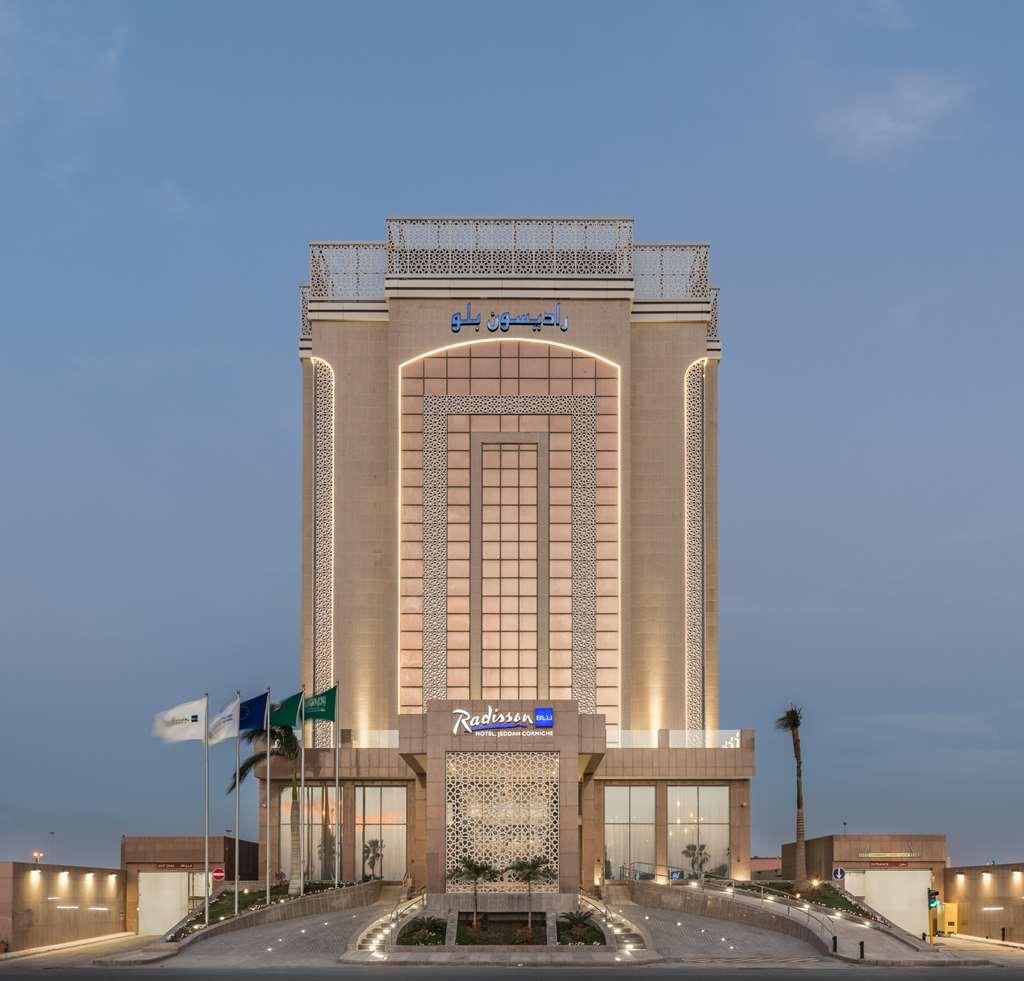 Radisson Blu Hotel, Jeddah Corniche Exterior foto Radisson Hotel, Riyadh