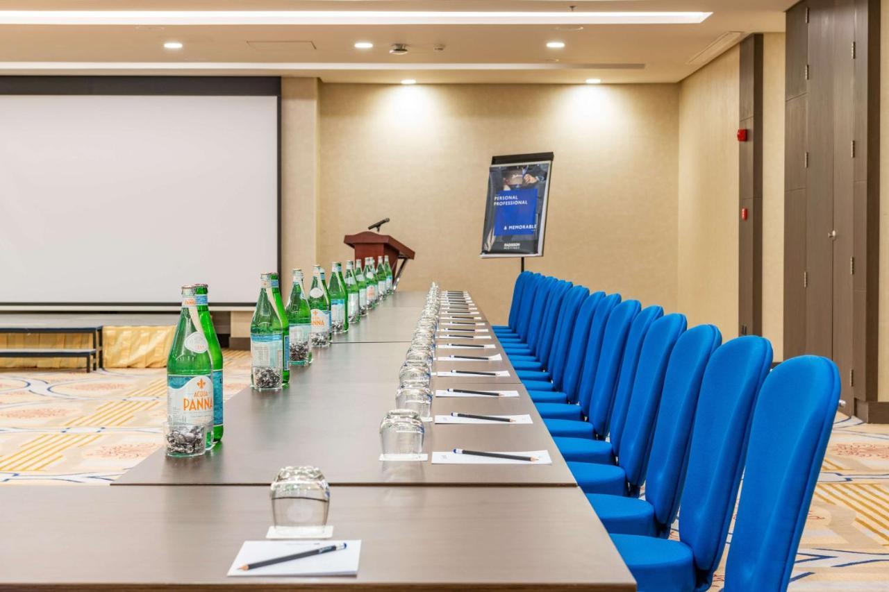 Radisson Blu Hotel, Jeddah Corniche Exterior foto Meeting room