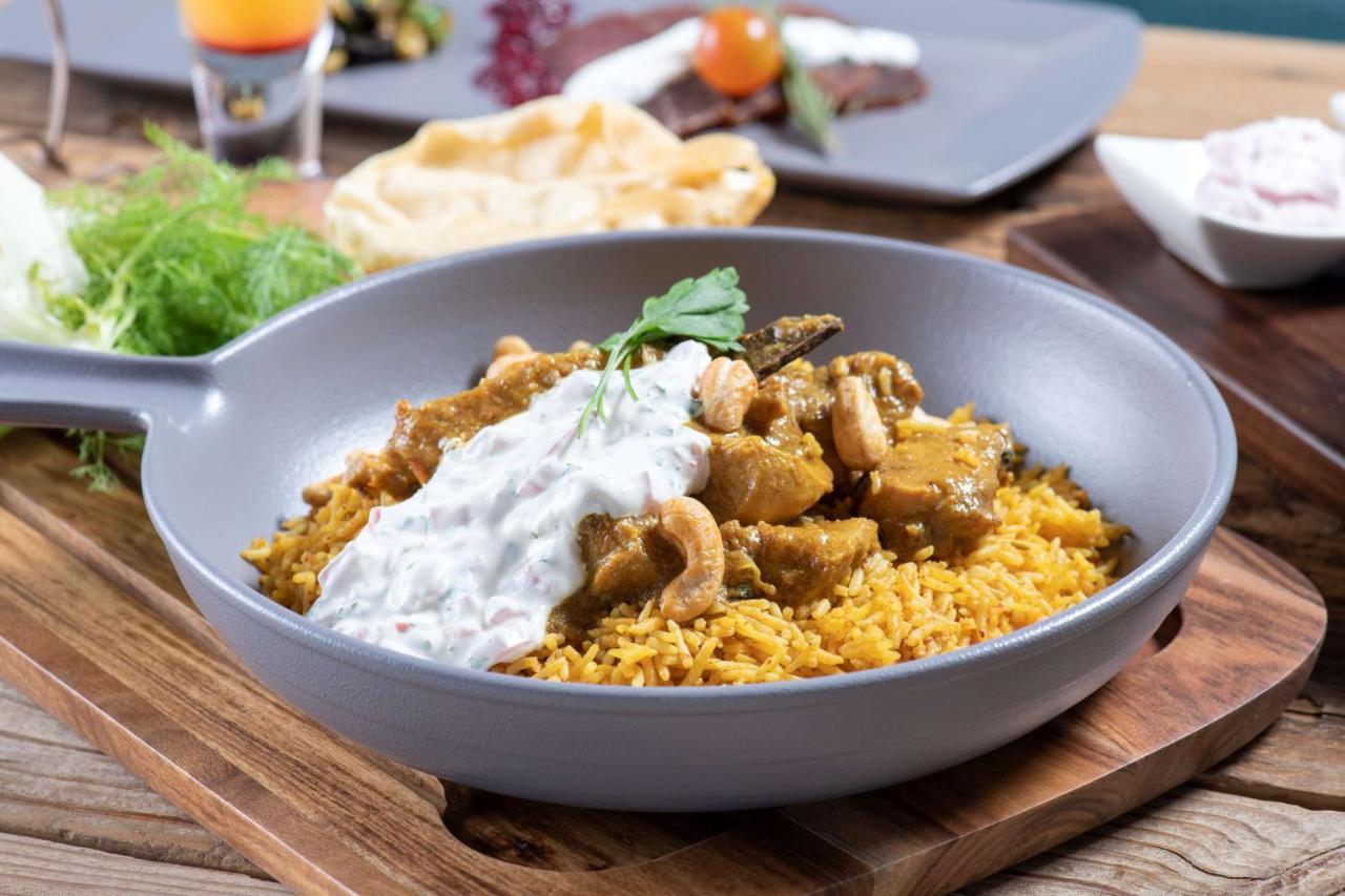 Radisson Blu Hotel, Jeddah Corniche Exterior foto Biryani