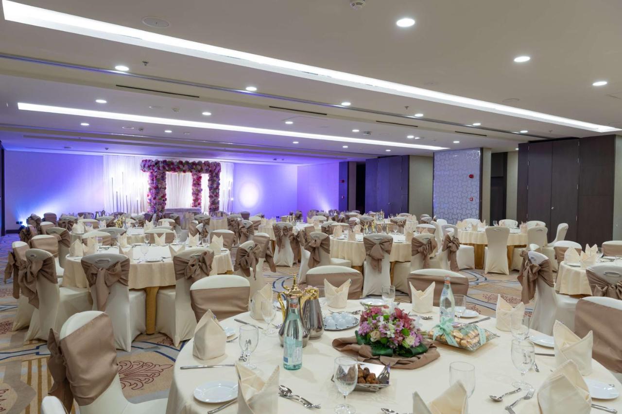 Radisson Blu Hotel, Jeddah Corniche Exterior foto The Grand Ballroom