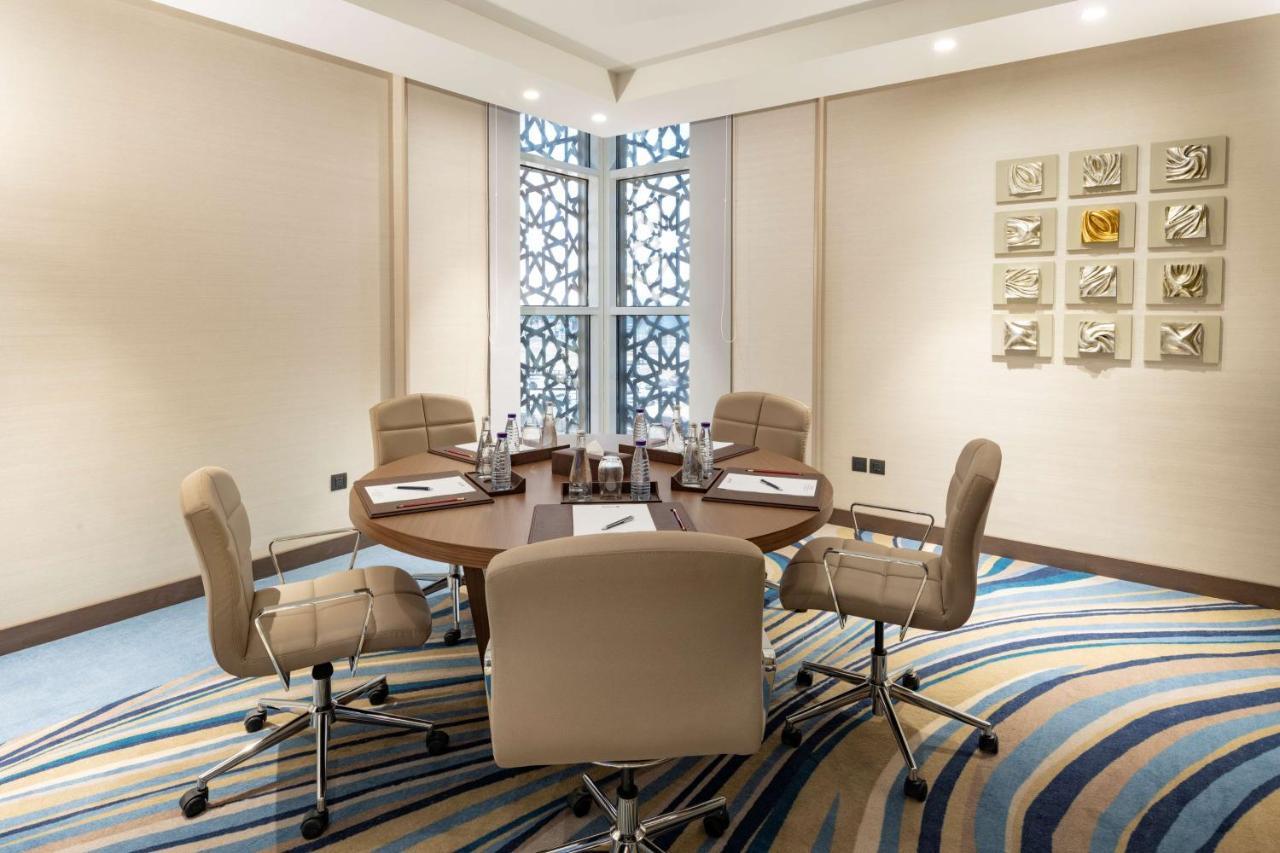 Radisson Blu Hotel, Jeddah Corniche Exterior foto Meeting room